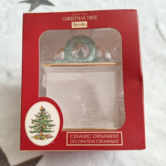 Spode Christmas Tree‎ Our First Home 2016 Ornament Fireplace Mantel W/ Stockings - Picture 5 of 9